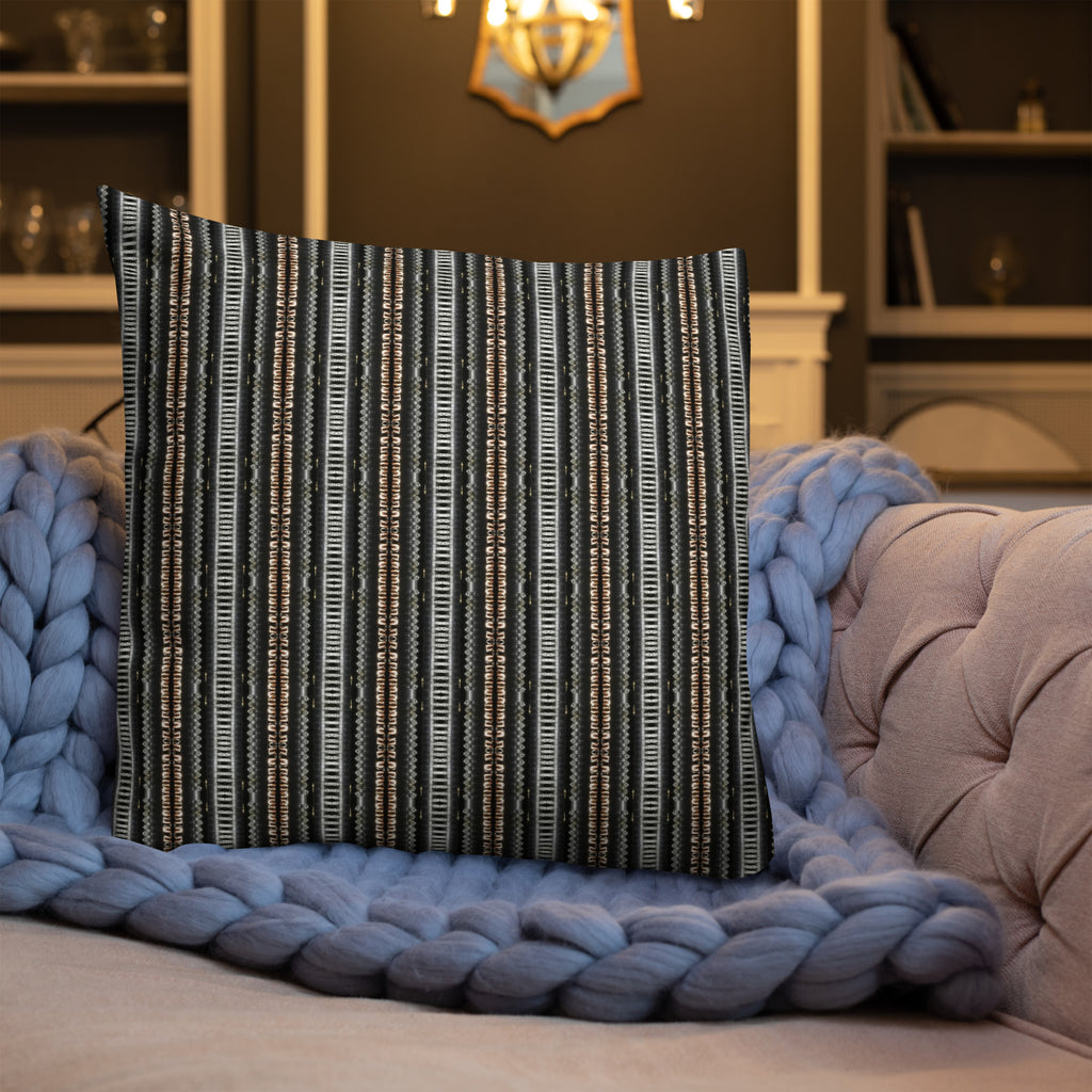 2-in-1 Premium Pillow (Kiss / Black & Tan No. 1)