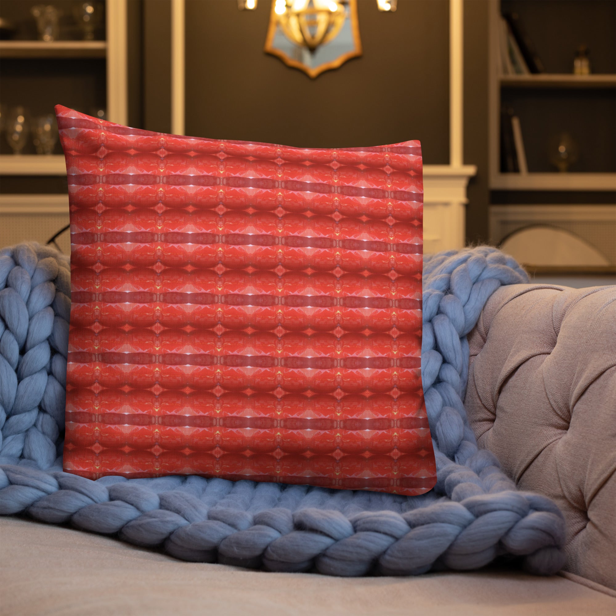 2-in-1 Premium Pillow (Kiss / Black & Tan No. 1)